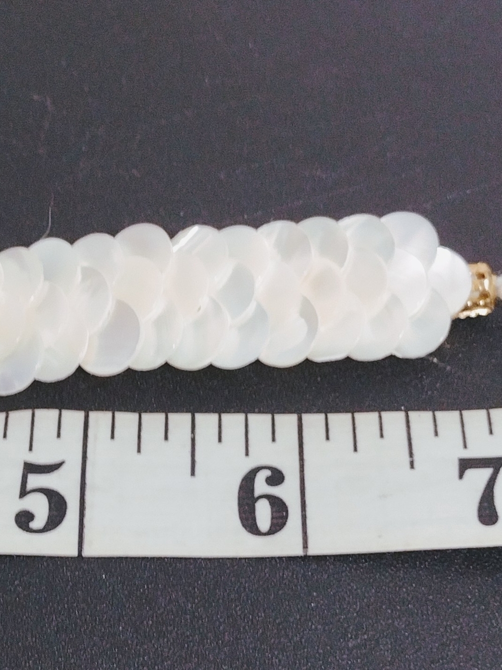 White Mother-of-Pearl Disc Bracelet - Women Jewelry - Picture 7 of 8